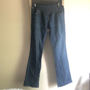 Old navy maternity boot cut jeans, size 2